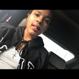 Meet your Posher, Leilani